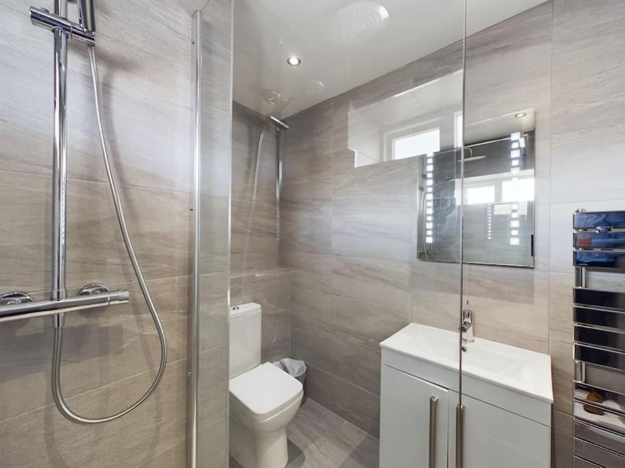 Donegall Sq Apt At City Gate, Belfast City Centre Екстериор снимка