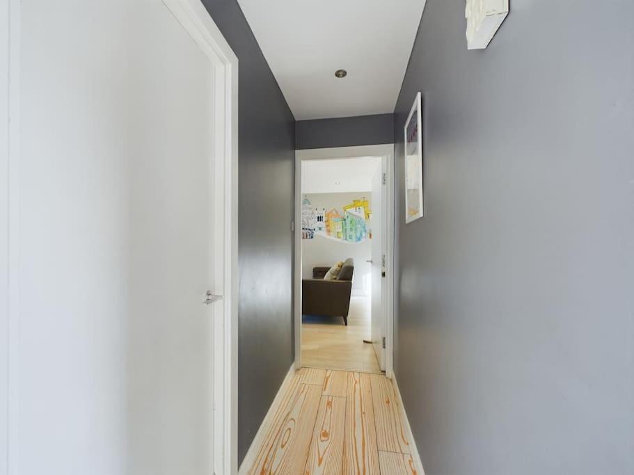 Donegall Sq Apt At City Gate, Belfast City Centre Екстериор снимка