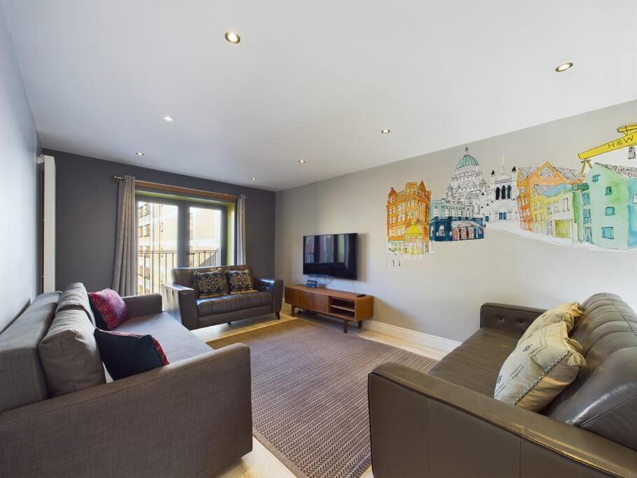 Donegall Sq Apt At City Gate, Belfast City Centre Екстериор снимка