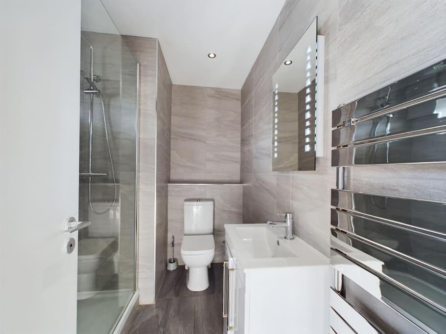 Donegall Sq Apt At City Gate, Belfast City Centre Екстериор снимка