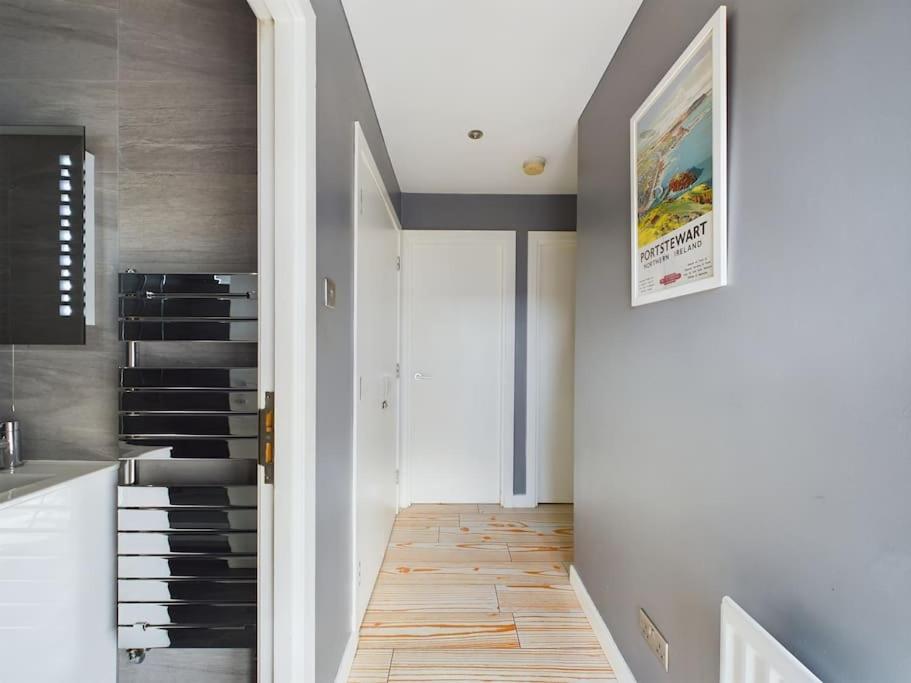 Donegall Sq Apt At City Gate, Belfast City Centre Екстериор снимка
