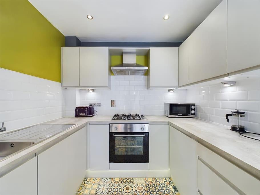 Donegall Sq Apt At City Gate, Belfast City Centre Екстериор снимка