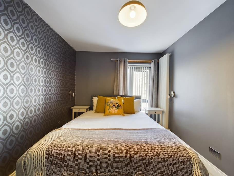 Donegall Sq Apt At City Gate, Belfast City Centre Екстериор снимка